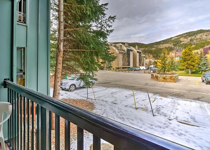 Holiday home Ski-in/ski-out W/ Balcony! *